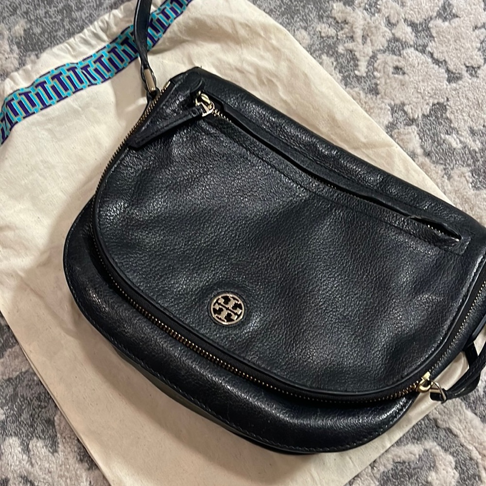 Tori Burch leather cross body purse